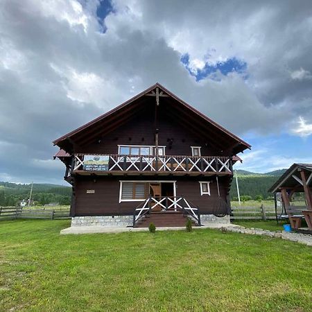 ボロフタ Кришталеві Вершиниヴィラ エクステリア 写真
